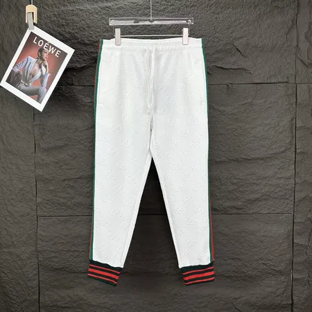 グッチ トレーニングパンツ