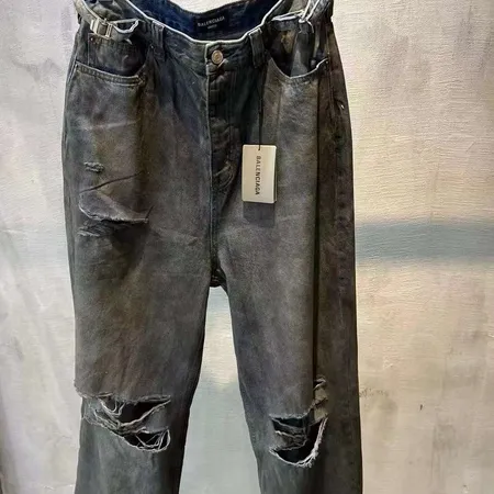 バレンシアガ ジーンズ