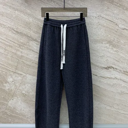 セリーヌ カジュアルパンツ