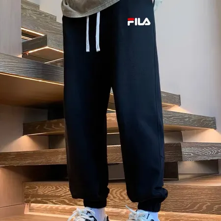 フィラ カジュアルパンツ