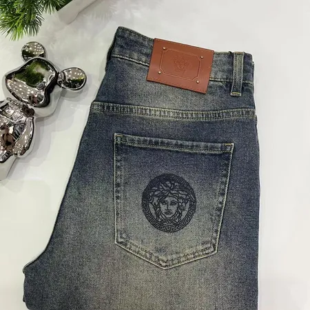 ヴェルサーチ ジーンズ