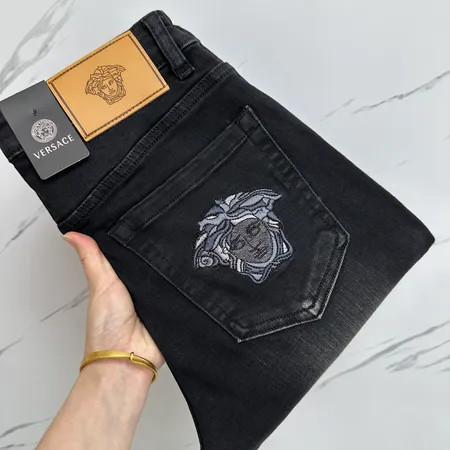 ヴェルサーチ ジーンズ