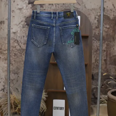 ヴェルサーチ ジーンズ