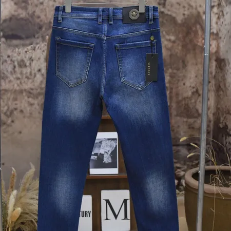 ヴェルサーチ ジーンズ