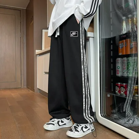 ナイキ トレーニングパンツ