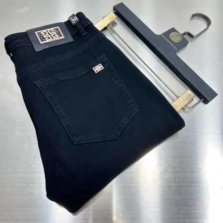 ジバンシィ ジーンズ