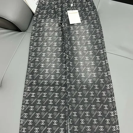 シャネル ジーンズ