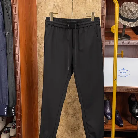 プラダ カジュアルパンツ