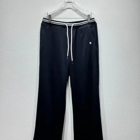 セリーヌ カジュアルパンツ