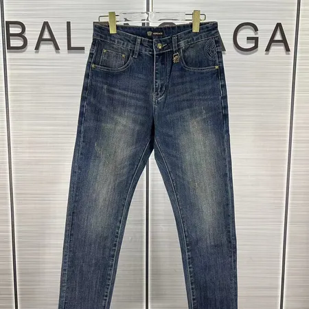 ヴェルサーチ ジーンズ