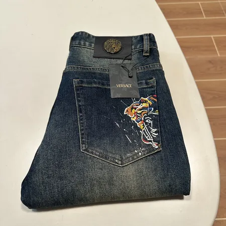 ヴェルサーチ ジーンズ