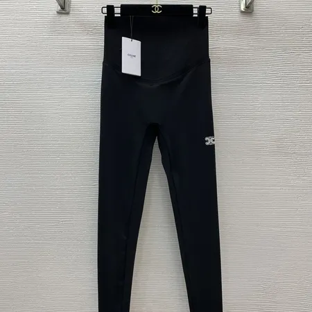 セリーヌ カジュアルパンツ