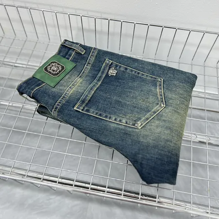 ヴェルサーチ ジーンズ