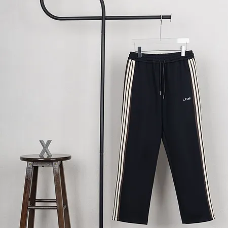 セリーヌ カジュアルパンツ