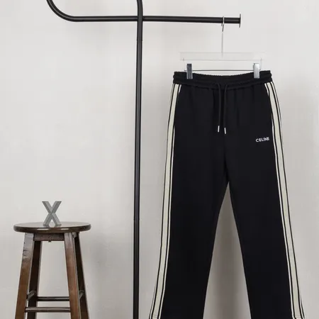 セリーヌ カジュアルパンツ
