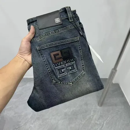 ジバンシィ ジーンズ