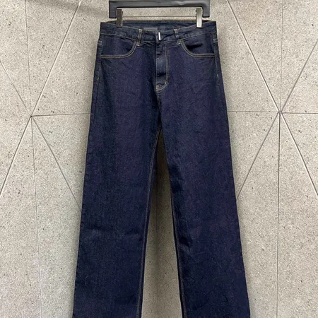 ジバンシィ ジーンズ