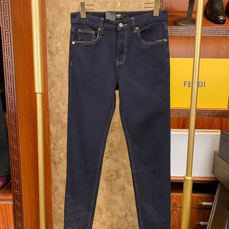フェンディ ジーンズ