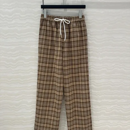 セリーヌ カジュアルパンツ