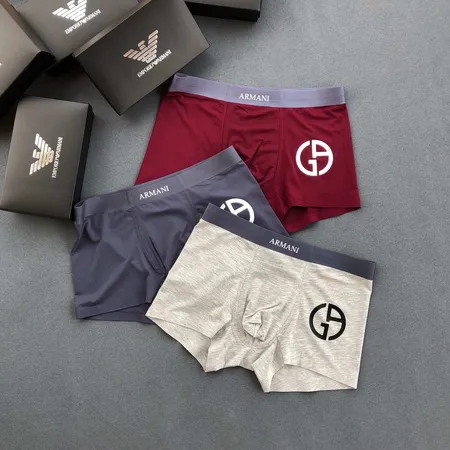 ヴァレンティノ パンツ