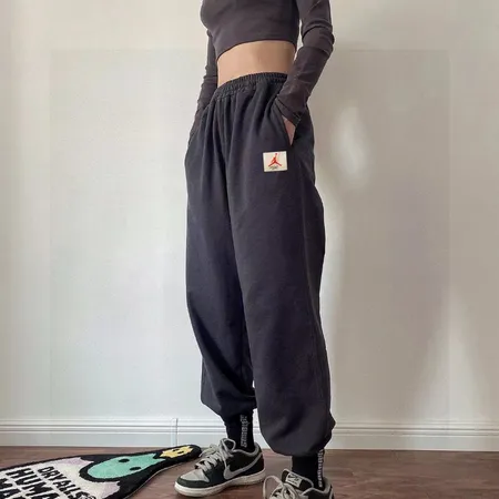 アディダス カジュアルパンツ