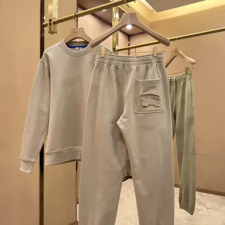 バーバリー ス トレーニングパンツ