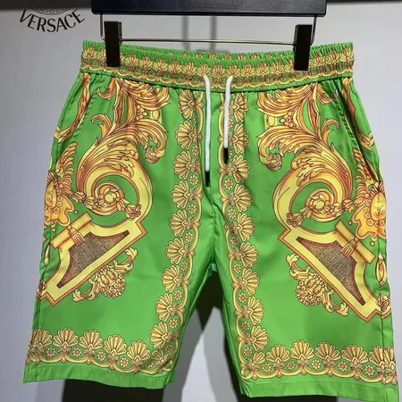 ヴェルサーチ ショートパンツ