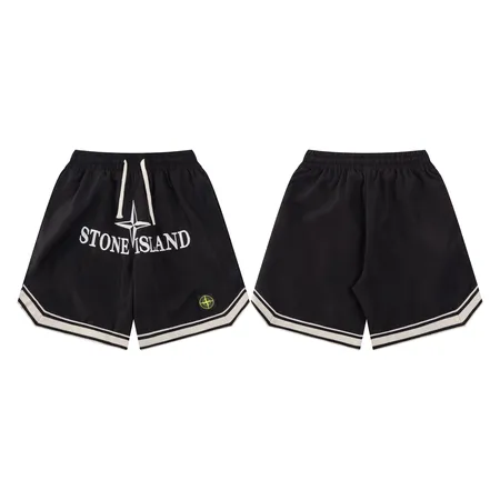 ストーンアイランド ショートパンツ
