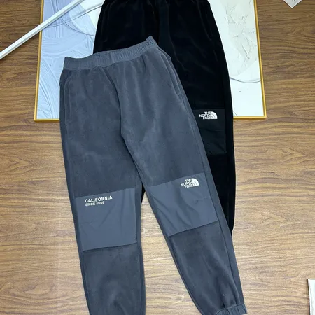 バーバリー ス トレーニングパンツ