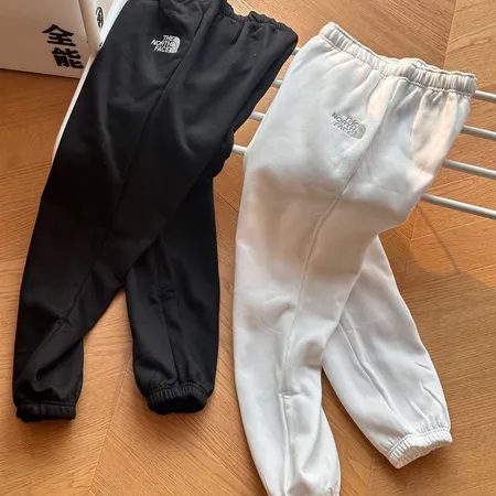 バーバリー ス トレーニングパンツ