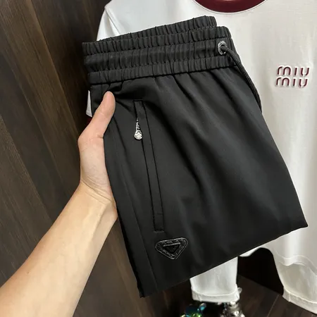 アルマーニ カジュアルパンツ