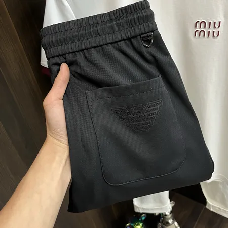 アルマーニ カジュアルパンツ