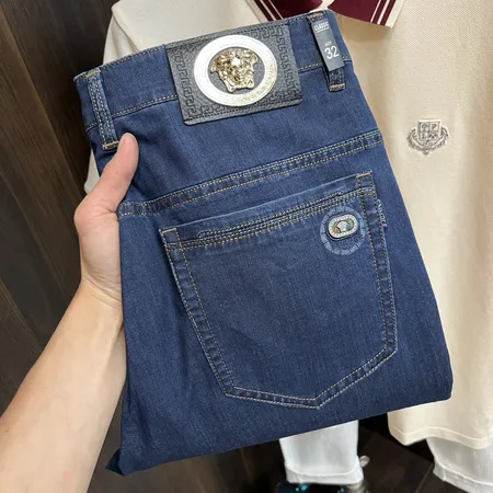 ヴェルサーチ ジーンズ