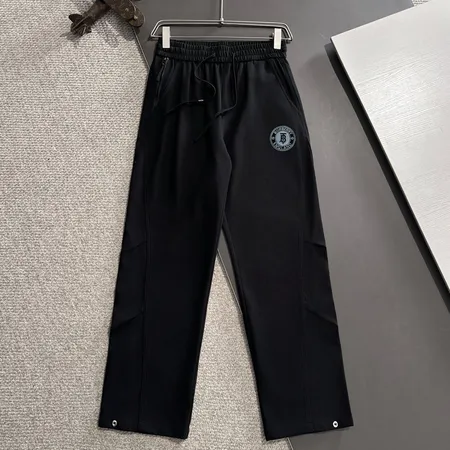 バーバリー ス カジュアルパンツ