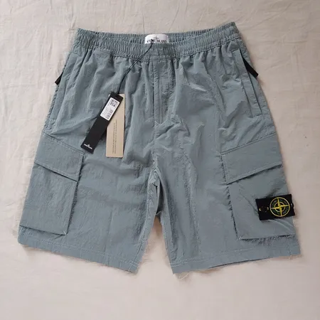 ストーンアイランド ショートパンツ