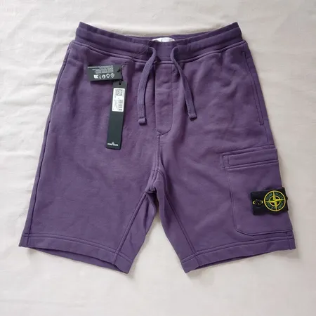 ストーンアイランド ショートパンツ