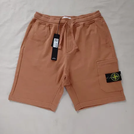 ストーンアイランド ショートパンツ