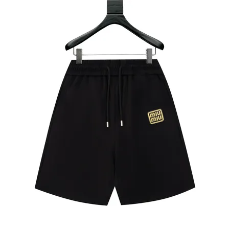 ステューシー ショートパンツ