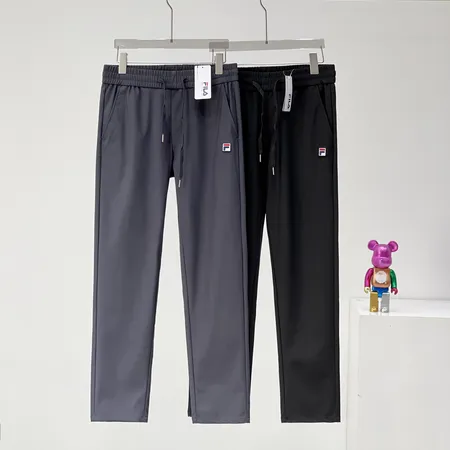 フィラ カジュアルパンツ