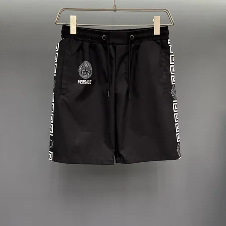 ヴェルサーチ ショートパンツ