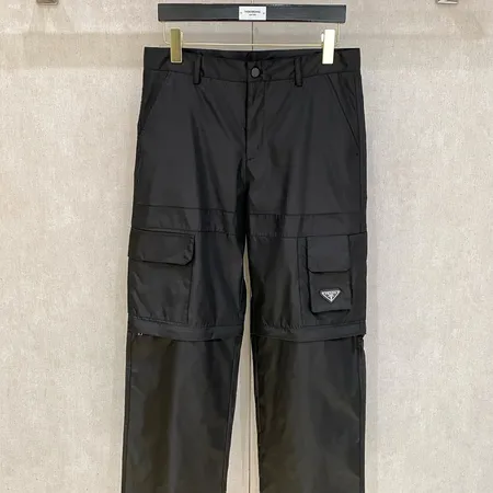 プラダ カジュアルパンツ