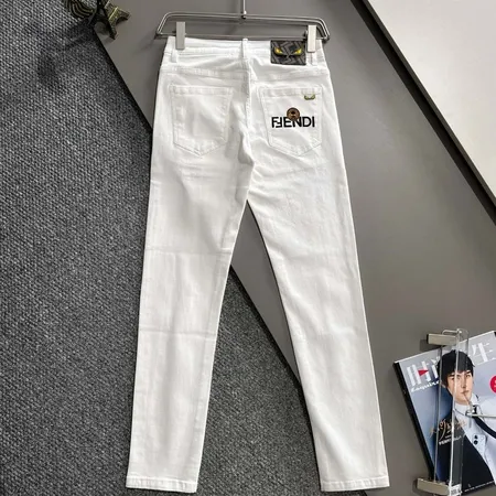 フェンディ ジーンズ