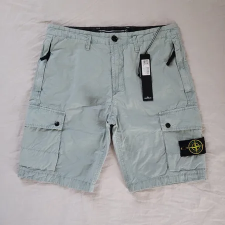 ストーンアイランド ショートパンツ