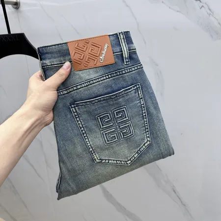 ジバンシィ ジーンズ