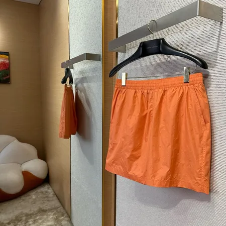 ルイヴィトン ショートパンツ