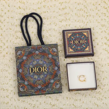 ディオール 指輪