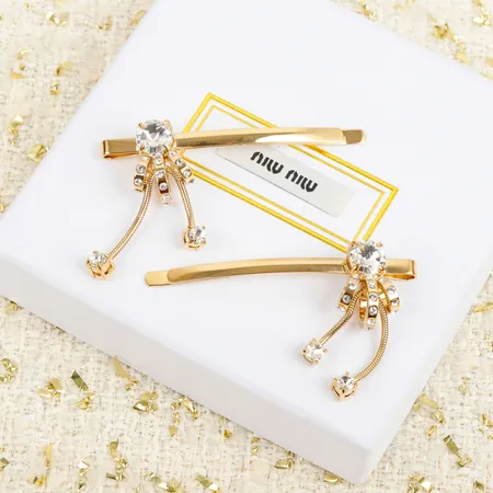 ミュウミュウ ヘアアクセサリー