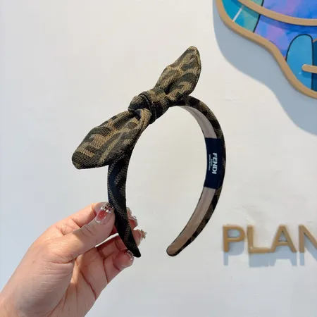 バーバリー ス ヘアアクセサリー