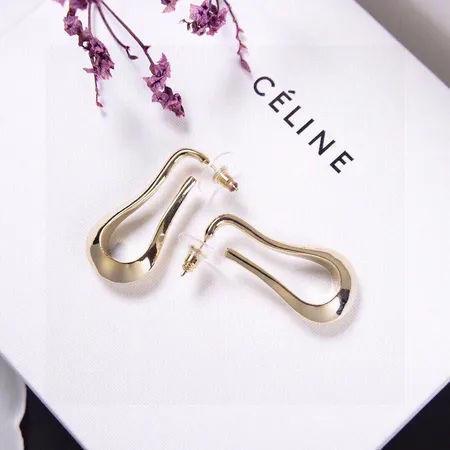 セリーヌ ピアス