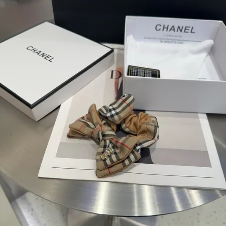 バーバリー ス ヘアアクセサリー